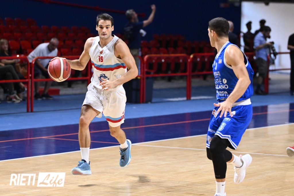 Livorno supera Rieti nella Supercoppa, sogno interrotto con punteggio di 86-78.