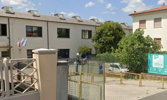 Marconi headquarters in Arezzo secure, measures taken to protect ceilings in all classrooms.