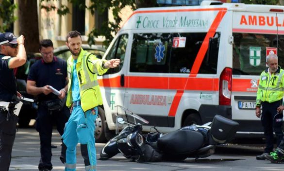 Motociclista gravemente ferito in un incidente sulla Porrettana.