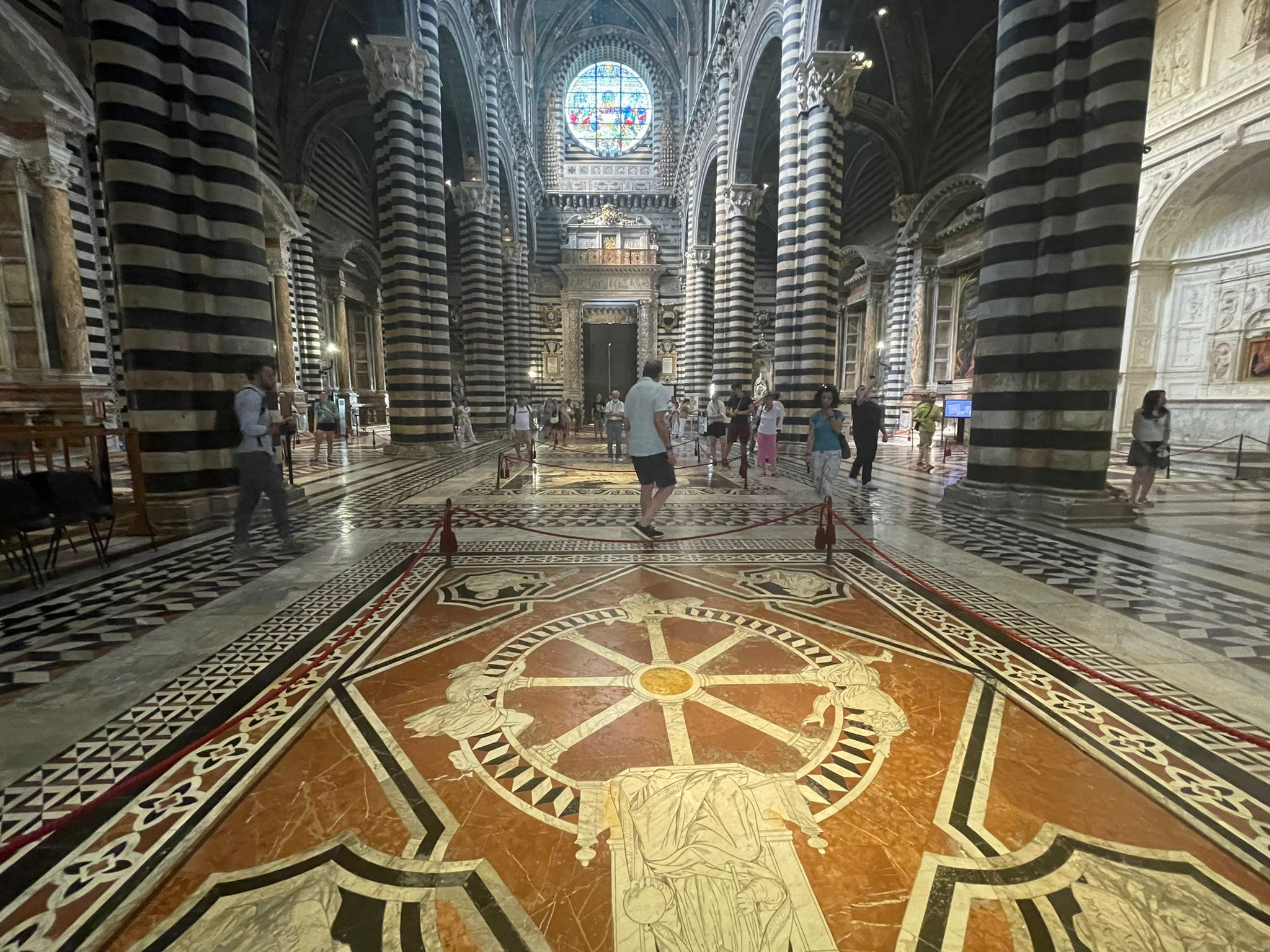 Presentata a Siena la ricerca su "Un libro di marmo", trent’anni di studio sul Pavimento del Duomo