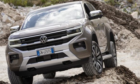 Prova Volkswagen Amarok nelle cave di marmo di Carrara