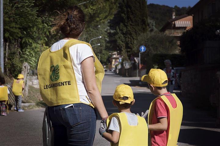 Puliamo il Mondo 2023, volontariato a Siena per la pulizia delle città