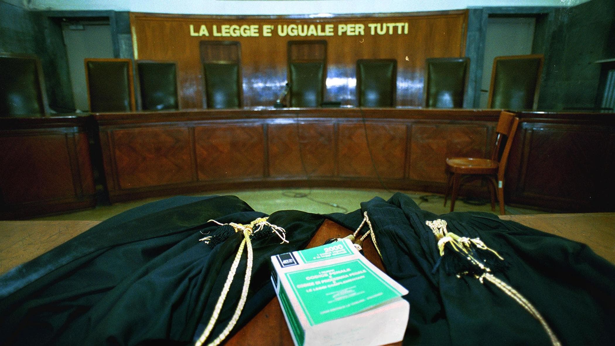 Radiologo di Prato condannato a 7 anni e 6 mesi per abusi su pazienti