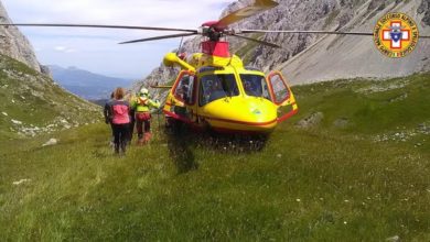 Riassunto, Due giovani alpinisti di Arezzo soccorsi sul Gran Sasso, notizie pungenti su L'Ortica