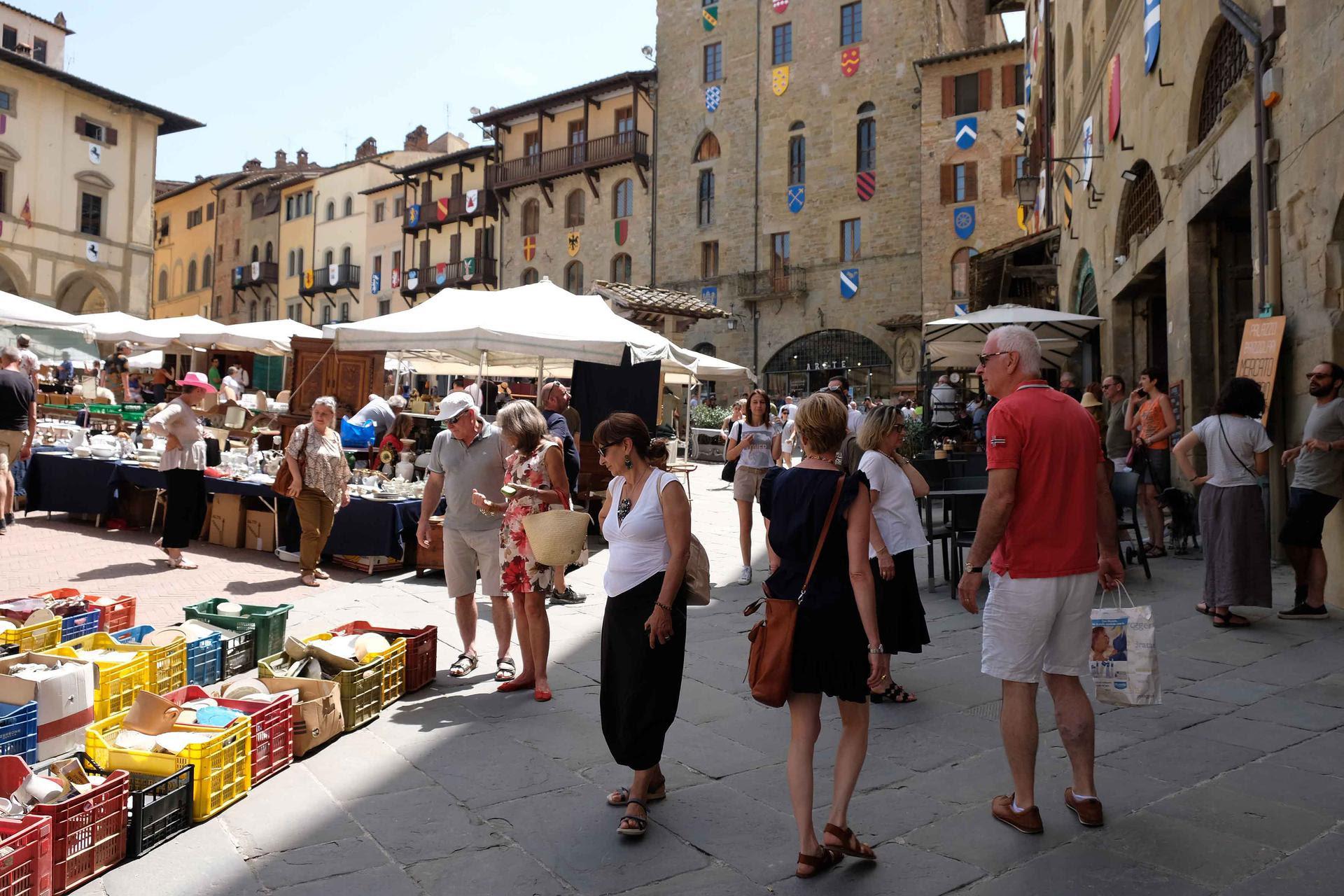 Riscoperta la bellezza eterna della Fiera Antiquaria di Arezzo