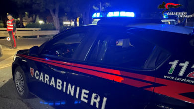 Viola sorveglianza speciale e attacca carabinieri, arrestato