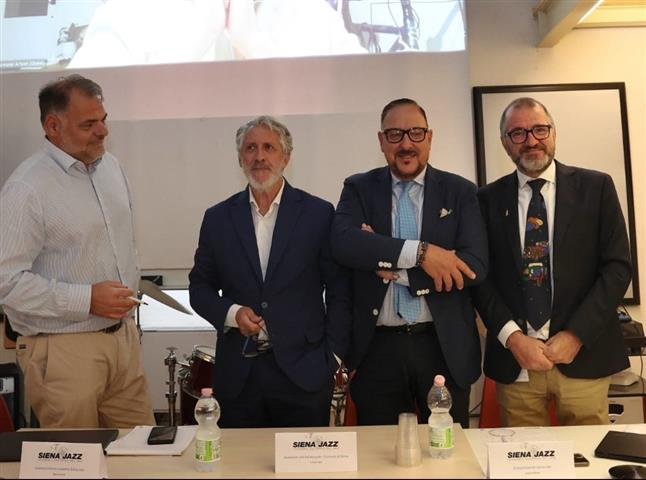 Siena Jazz University presenta sette punti di rilancio mirati a risanare e rilanciare l'accademia apprezzata in tutto il mondo.