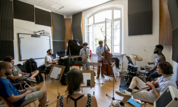 Siena Jazz, lezione in aula