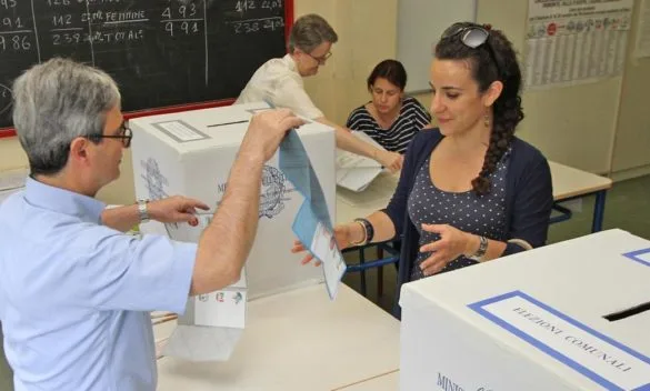 Sindaci, la variabile del terzo turno. Si contendono Chienni, Sanni e Agnelli.