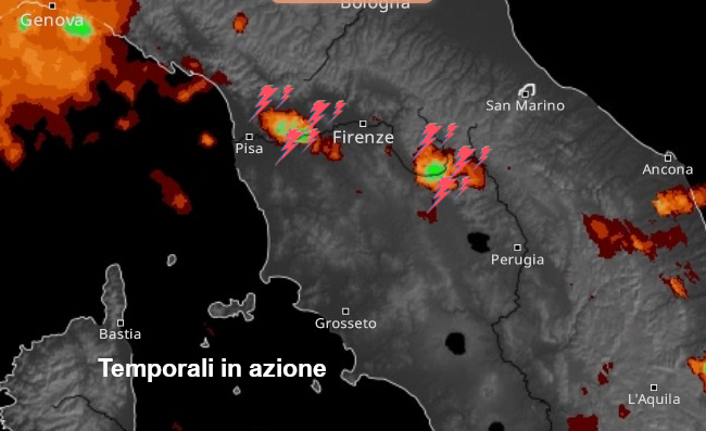 Temporali isolati colpiscono Lucca ed Arezzo, meteo Toscana flash.