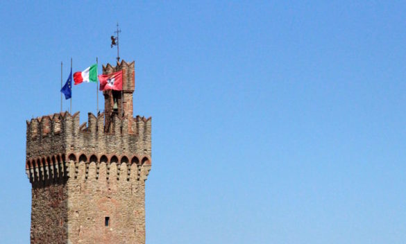 Torre di Palazzo Cavallo liberata dalle antenne conquistata dai turisti