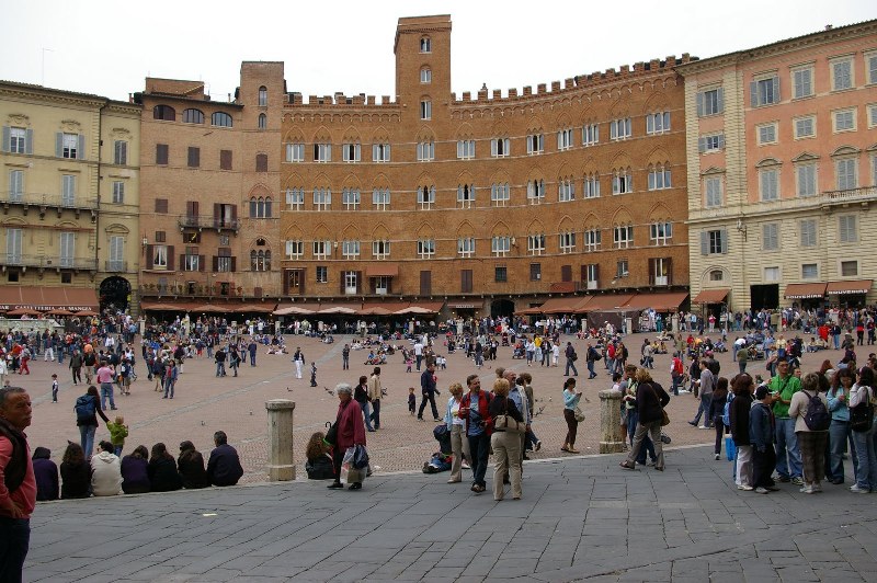 Turismo Siena, completamento di Tourism Hub entro il 2025. Antenna Radio Esse.