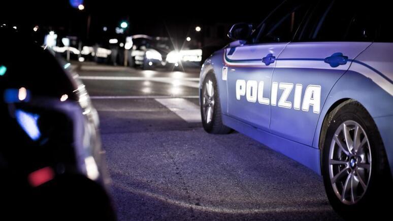 Turista derubata a Firenze: richiesta di non contattare la polizia per recuperare il telefono