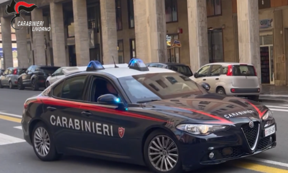 Uomo viola divieto di avvicinamento e viene arrestato a Livorno. 1 Uomo viola divieto di avvicinamento e viene arrestato a Livorno
