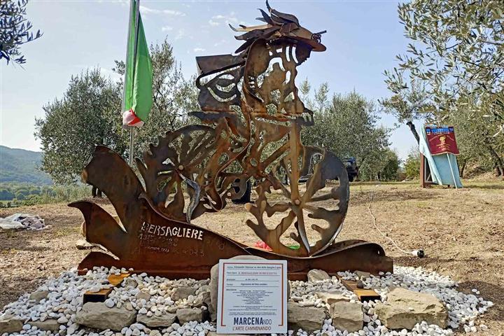 Ventisei nuove opere d'arte, tra cui la prestigiosa scultura "Il bersagliere in bicicletta" del maestro Alessandro Marrone, valorizzano il territorio di Marcena.