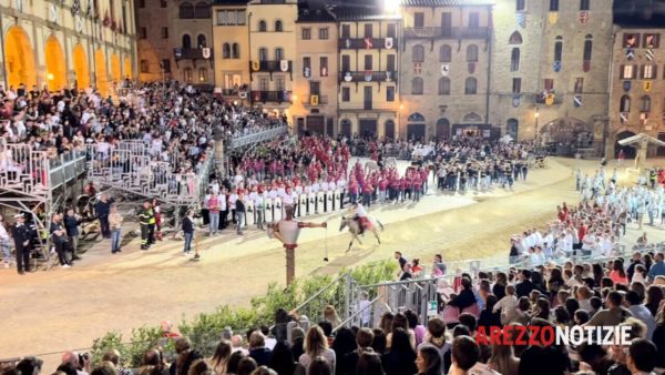 VIDEO | Prova generale: Un'esplosione di festa rossoverde! Prepariamoci a giocarci la Giostra!