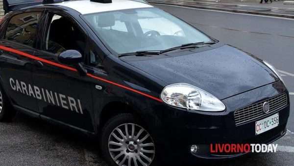 Turista derubata a San Vincenzo di bicicletta elettrica da 3.500 euro: denunciato anziano di 75 anni.