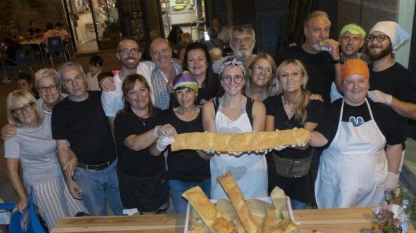 Festa della Madonna del Buon Consiglio a Aulla: Caprigliola diventa una grande nave piena di luci