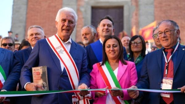 Giani si impegna a proteggere i borghi toscani con una nuova legge