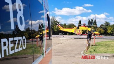 Persona cade dal terrazzo dopo cedimento di balaustra, soccorsa con l'elicottero Pegaso.