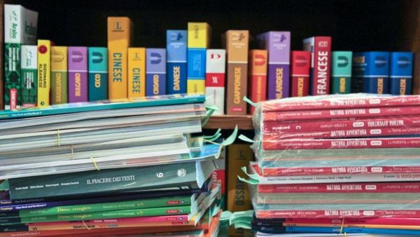 Acquistare e ricevere in 24 ore i libri scolastici: ecco come fare