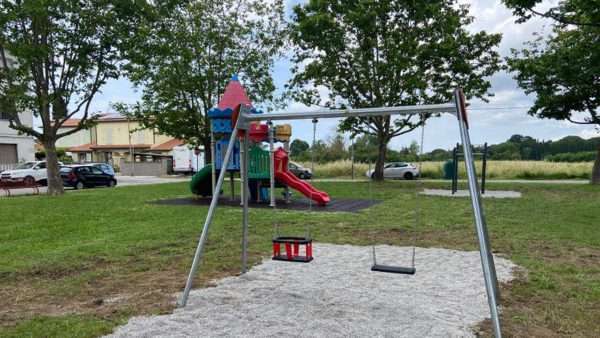 San Giuliano Terme: 30 aree gioco censite, ultimi interventi migliorativi.