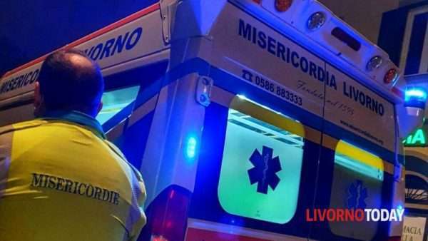 12enne investito da auto sulle strisce: ricoverato in ospedale per Viale Fabbricotti