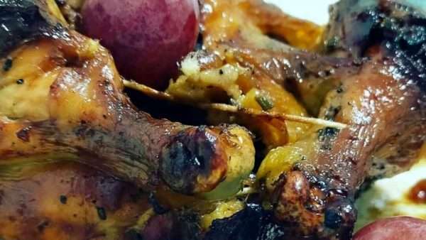 Pollo all'uva: una ricetta autunnale da provare a settembre.