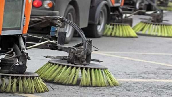 Nuovo piano di spazzamento meccanizzato e manuale a Pontedera.