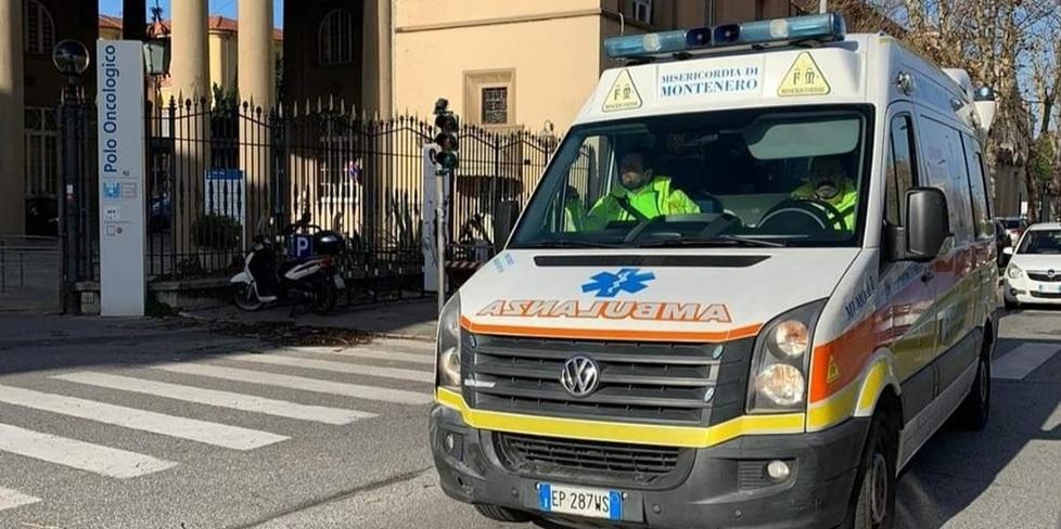 74enne di Livorno si amputa falange pollice durante potatura olivo, soccorso immediato