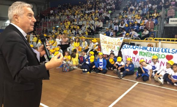 850 bambini partecipano alla festa scuole cattoliche Prato | TV Prato