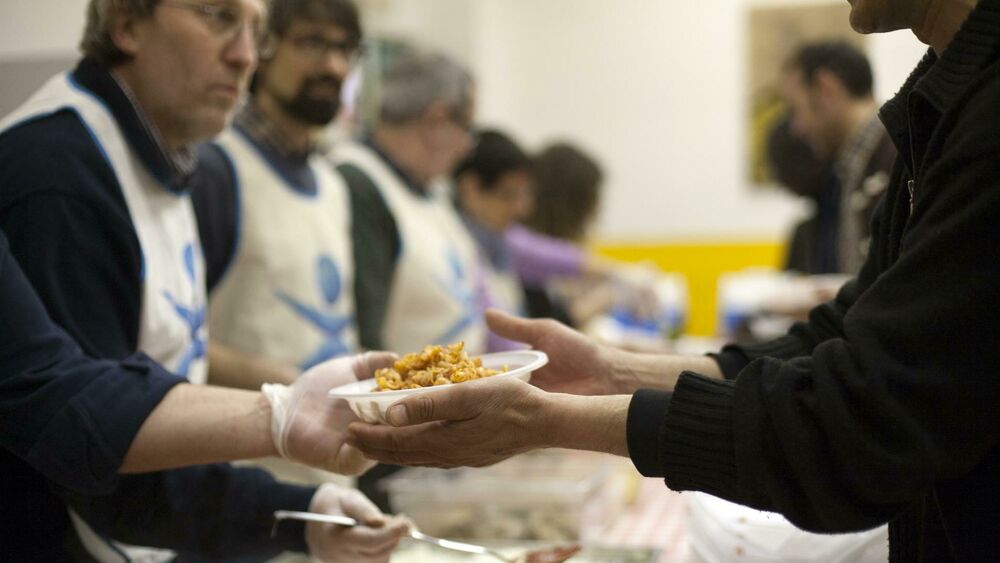 Aumento della povertà strutturale, rischio tensioni sociali. Caritas prevede 2000 persone in difficoltà entro il 2022.