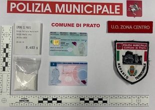 Auto con documenti falsi e ketamina, fermata polizia in via Capponi.