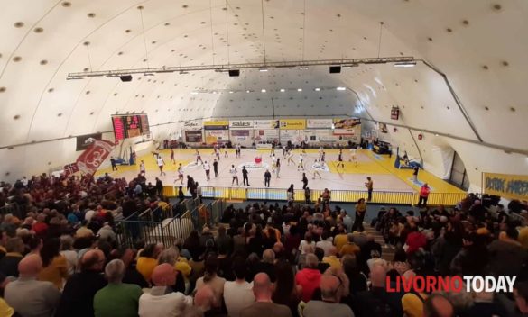 Basket, Solbat Golfo Piombino-Libertas Livorno in diretta, il match di serie B sarà trasmesso live.