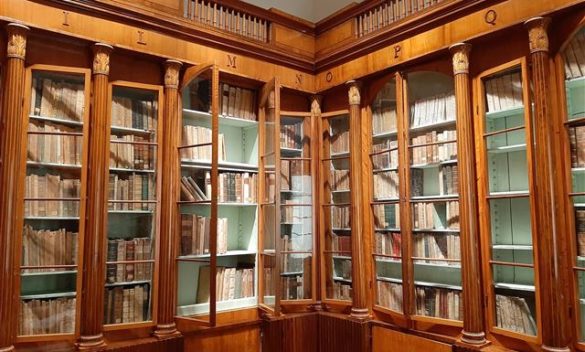 Biblioteca degli Intronati di Siena riapre settore storico domani 7 ottobre.