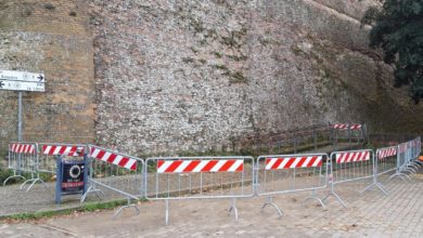 Cadute mattoni dalla Fortezza Medicea, zona messa in sicurezza - Acceso Radio Esse