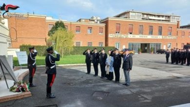 Carabinieri di Livorno commemorano disastro aereo a Capraia.