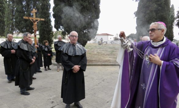 Celebrazioni per i defunti nei cimiteri di Prato, Misericordia e Chiesanuova.