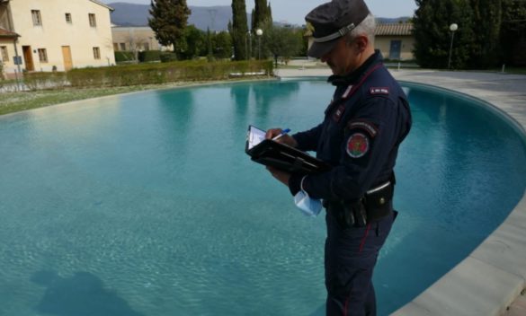 Chiusa piscina privata abusiva ad uso collettivo. Indagini dei carabinieri appena iniziate.