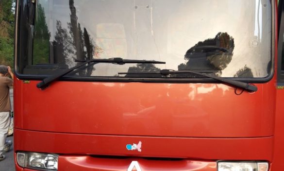 Controlli polizia su autobus gite scolastiche a Siena - Radio Esse