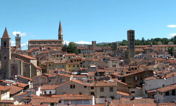 Crollo mercato immobiliare ad Arezzo, case in Toscana diminuiscono del 24,5%