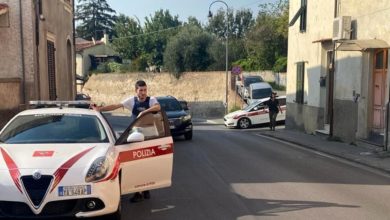 Denunciati 4, espulsi 2 irregolari nel condominio occupato.