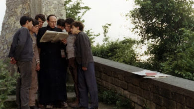 Don Milani al circolo Hitachi, il film racconta la vita del sacerdote e educatore