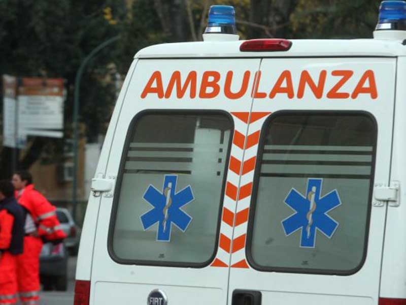 Donna di 72 anni muore cadendo dal quarto piano a Arezzo - Prima Firenze