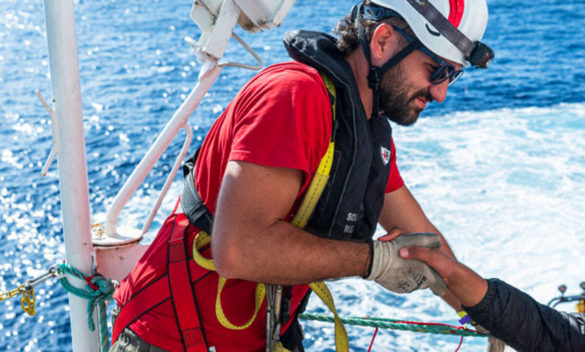 Emergency assegna la sua Life Support ai migranti nel porto di Livorno