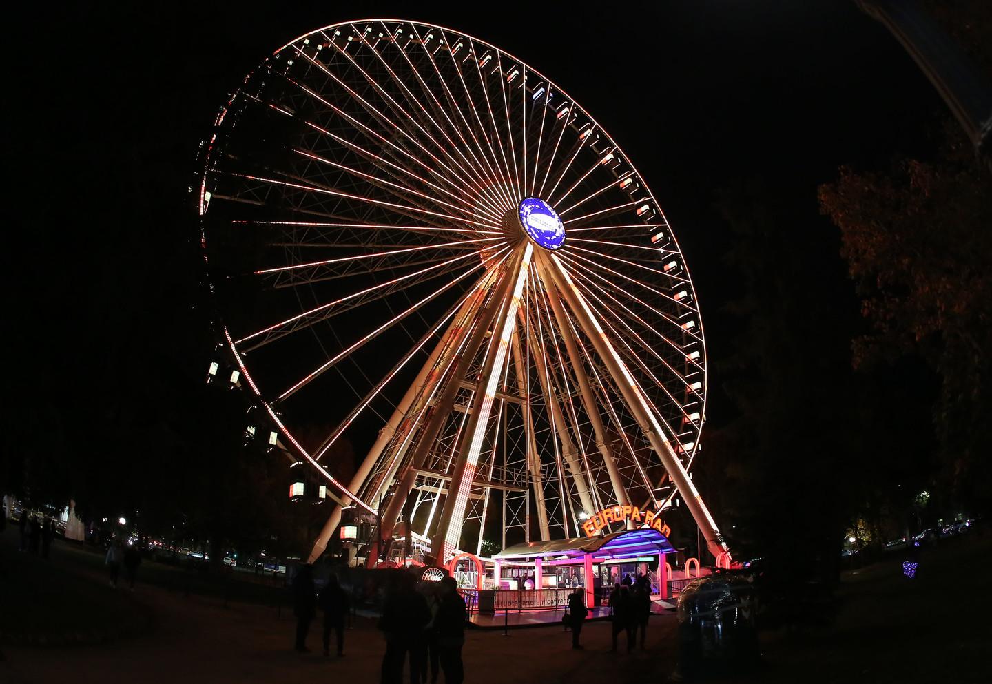 Firenze, Ruota panoramica torna dall'8 dicembre con nuove attrazioni.