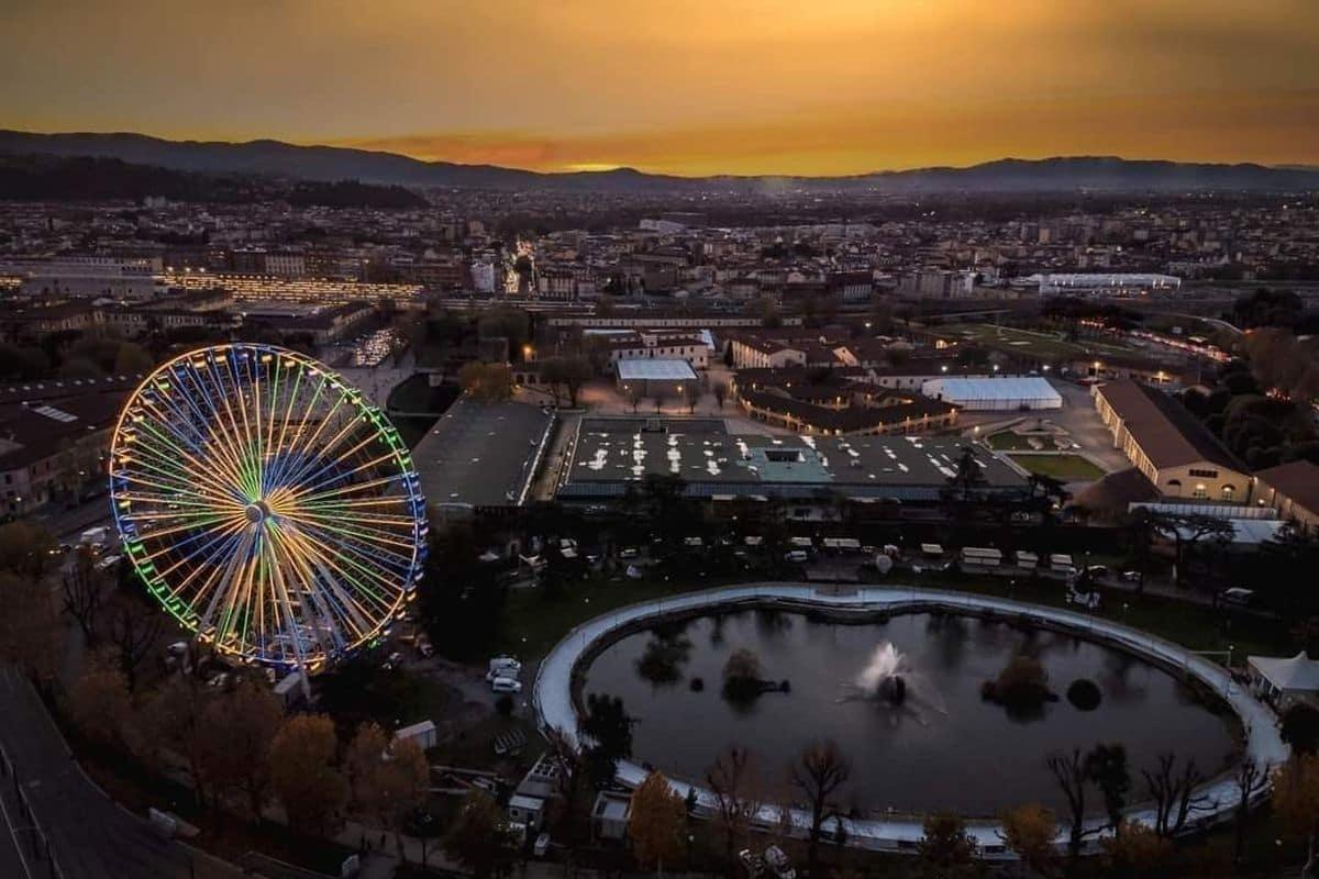 Firenze, la ruota panoramica avanza, siti e data di installazione