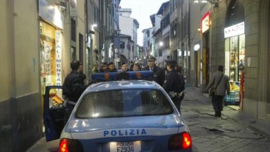 Firenze, testimone minacciato con una pistola per una sigaretta