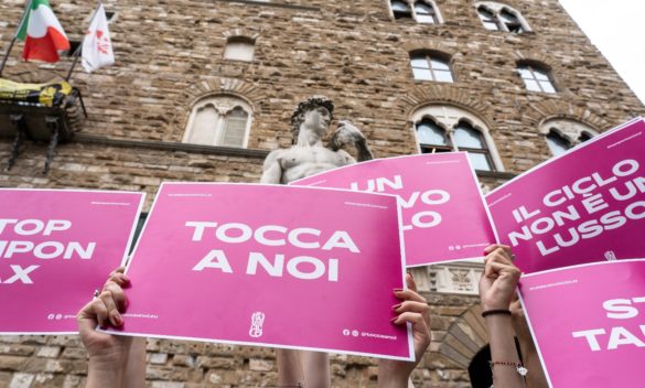 flash-mob tampon tax firenze