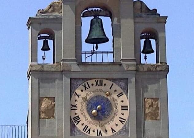 Fraternita dei Laici di Arezzo, orologio astronomico restaurato.